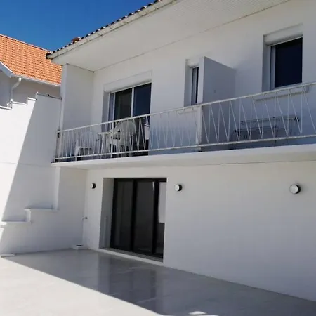 La Luciole, Les Bains Apartment *